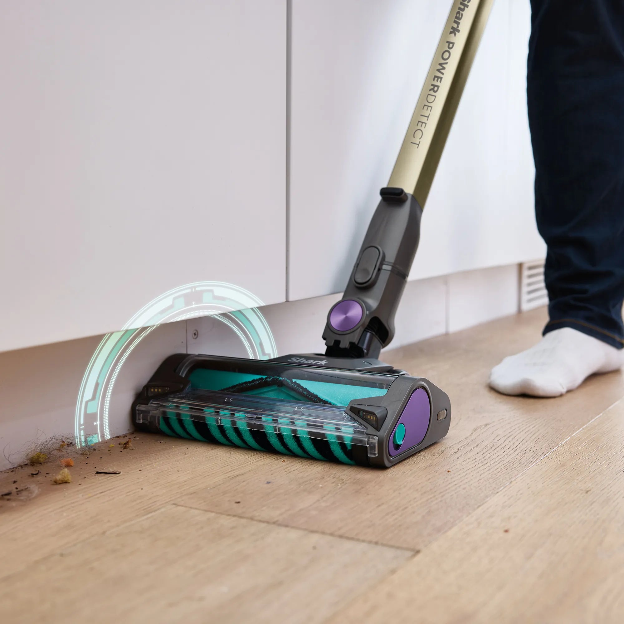 Shark Cordless Vacuum with Auto-Empty Dock & 70 Min Runtime | PowerDetect